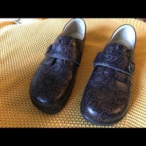 Women’s Alegria shoe